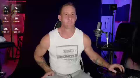 Snapshot of studforyouall chatting on October 19, 1:32 am Ryan Long online show from October 19, 1:32 am