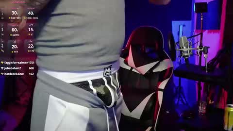 Ryan Long online show from December 22, 1:56 am