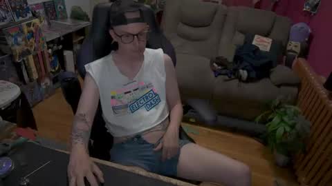 Buck Nunchuck online show from June 14, 5:20 am