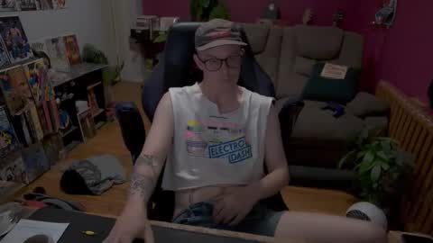 Buck Nunchuck online show from May 20, 4:09 am