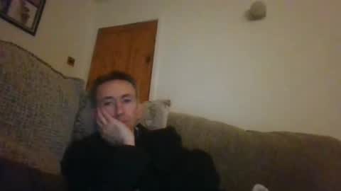 Snapshot of stuuuey73 chatting on October 27, 10:54 pm stuuuey73 online show from October 27, 10:54 pm