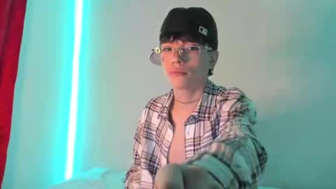 nico online show from December 10, 4:17 pm