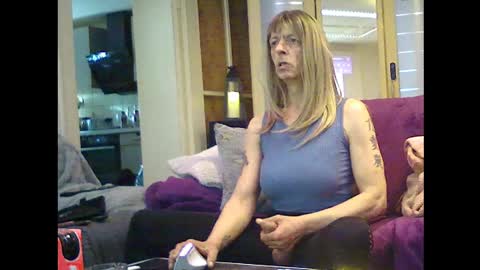subsissybianca online show from May 1, 9:03 am