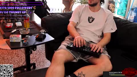 Im Substanc3  online show from January 9, 11:16 am