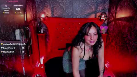 Yunna online show from November 26, 1:30 pm