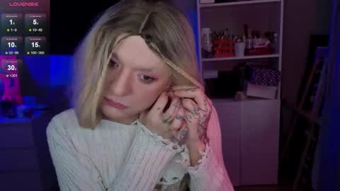 succubu_ss online show from March 13, 4:27 am