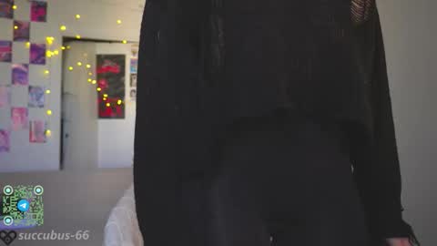 succubus_66 online show from September 13, 10:50 am