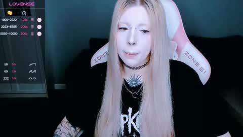 succubus_leslie online show from October 26, 9:36 pm