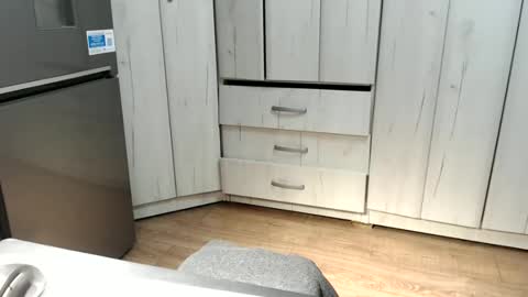 succubusqueen669 online show from December 3, 12:31 am