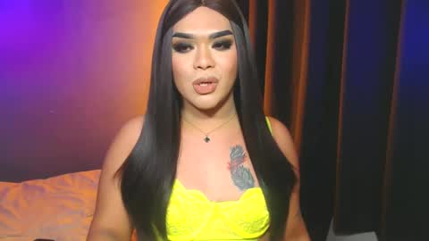 Snapshot of suckablecockoffreya chatting on January 20, 12:36 am JADE ELYSE online show from January 20, 12:36 am