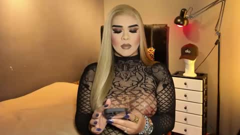 JADE ELYSE online show from May 14, 6:22 am
