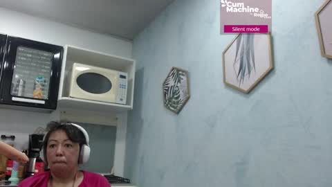 Sucky  online show from April 28, 11:58 am