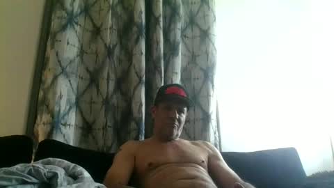 SUCKITU812 online show from December 17, 3:17 am