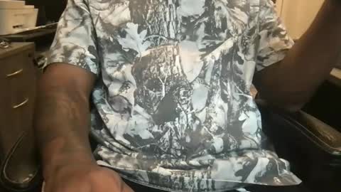 suckonthis318 online show from March 8, 10:36 pm