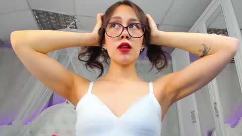 sugar blond online show from February 22, 11:24 am