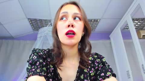 sugar blond online show from February 24, 11:21 am