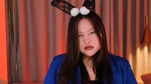 Neko follow me online show from October 11, 7:35 am