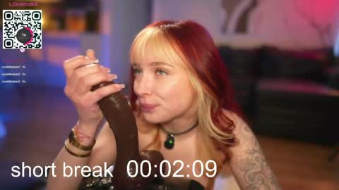 Lika ginger  Jessy blond   online show from April 25, 3:30 am