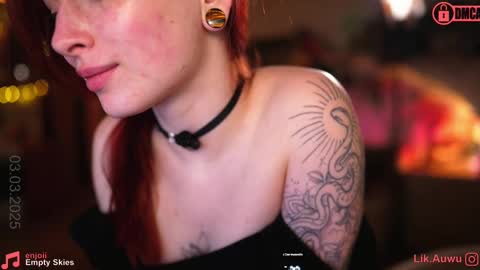 Snapshot of suk_ki chatting on March 3, 11:03 pm Lika ginger Jessy blond online show from March 3, 11:03 pm
