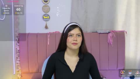 sukilove18 online show from November 10, 10:12 pm