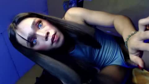 Snapshot of sultry_sirenxx chatting on January 21, 8:32 pm sultry_sirenxx online show from January 21, 8:32 pm