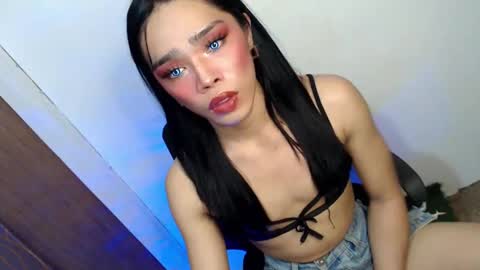 Snapshot of sultry_sirenxx chatting on February 17, 5:58 am sultry_sirenxx online show from February 17, 5:58 am
