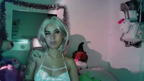 summer 09 online show from January 10, 3:34 am