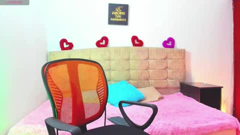 summer_girls01 online show from September 27, 10:07 pm