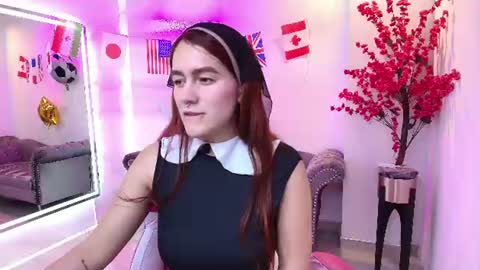 summer_miller online show from July 18, 11:56 am