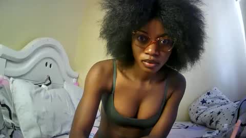 summerbuddy online show from February 20, 12:15 pm