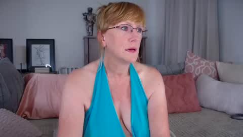 SummerKnightzzz online show from July 31, 4:41 pm