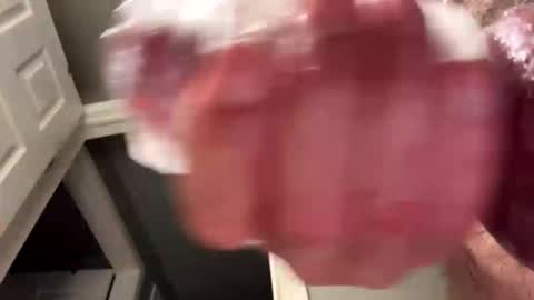 summerpoolman online show from April 28, 1:58 am