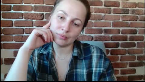 sun__shadow online show from March 29, 1:02 pm