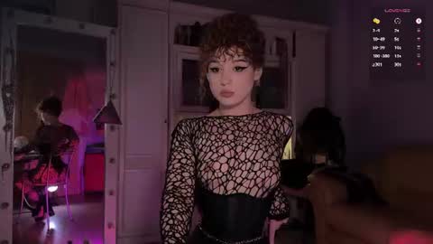 Miss Nelly online show from July 1, 8:28 pm