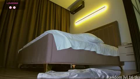 Sunae  online show from January 19, 1:59 am