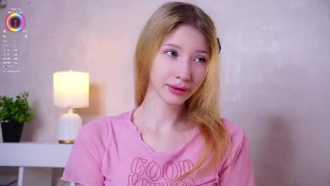 Lily online show from June 14, 2:41 pm