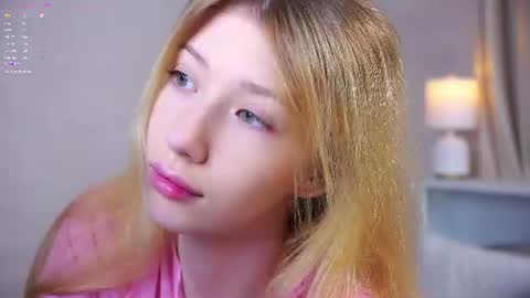 Lily online show from July 3, 2:55 pm