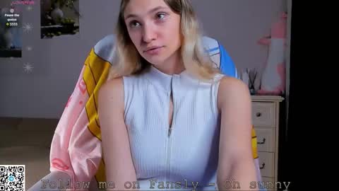 Snapshot of sunny_honeey chatting on October 26, 10:09 pm sunny_honeey online show from October 26, 10:09 pm