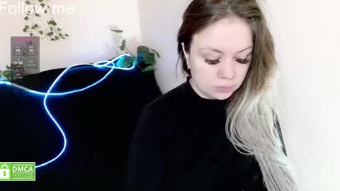 sunny mood online show from February 24, 8:39 am