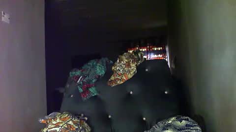 Sunnyblack2 online show from December 17, 9:49 am