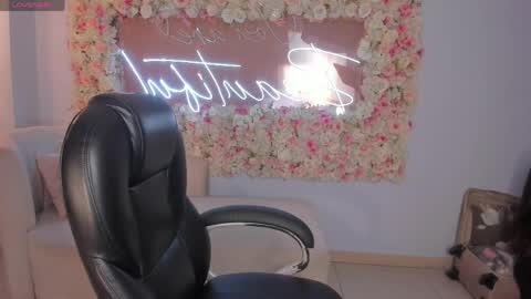 Sunny Rivers online show from May 1, 5:40 pm