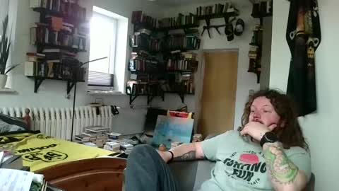 sunr1sa online show from March 15, 8:51 am