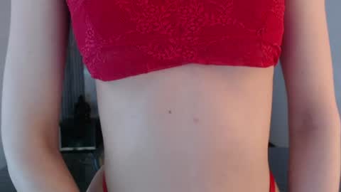 Susana   Mejia online show from July 2, 12:54 pm