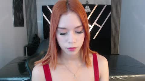 Susana   Mejia online show from August 4, 12:56 pm
