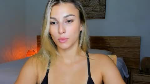 sunsetwithava online show from September 10, 3:07 am