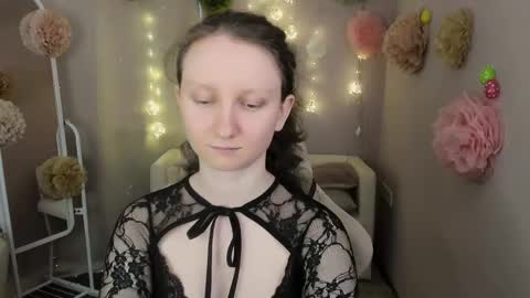 Alice online show from May 27, 1:52 pm
