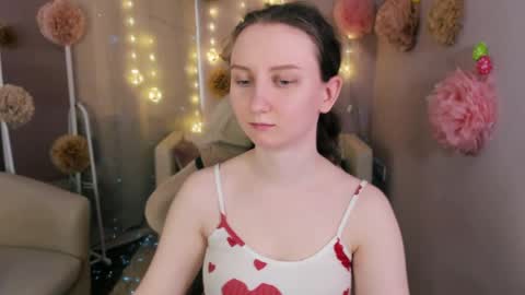 Alice online show from April 24, 1:35 pm