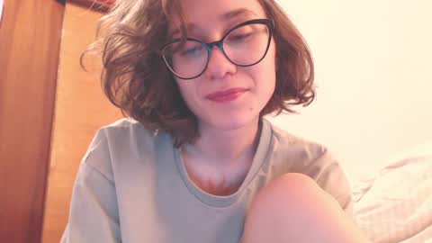 Hella online show from June 3, 7:41 pm