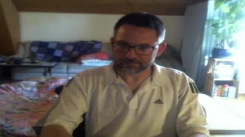 supersquirrel81 online show from April 26, 2:26 pm