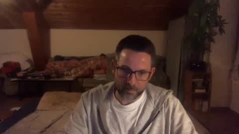 supersquirrel81 online show from December 15, 7:21 pm